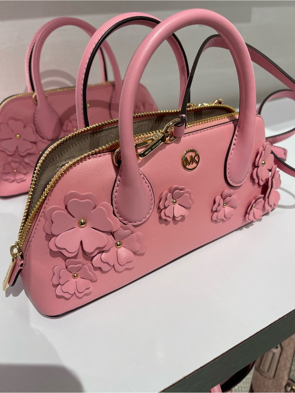MICHAEL KORS Petra Small Floral Embellished Crossbody Bag
Carnation
NWT